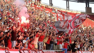 Οπαδός του Ολυμπιακού έπεσε από τη Θύρα 7!