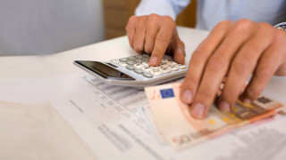 Πώς θα φορολογηθούν τα «μπλοκάκια» ως μισθωτοί