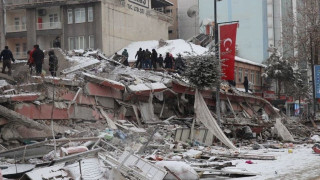 Σεισμός στην Τουρκία: Αναζητούνται στα συντρίμμια ο Κριστιάν Ατσού και ο τεχνικός διευθυντής της Χατάισπορ