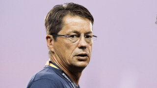 Μπράβο ρε, Λούμπος…