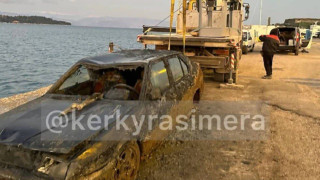 Θρίλερ στην Κέρκυρα: Βρέθηκε αυτοκίνητο στο λιμάνι-Πιθανόν ανθρωπινά οστά μέσα σε αυτό