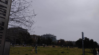 Γέμισαν χαρταετούς τα πάρκα της Νέας παραλίας