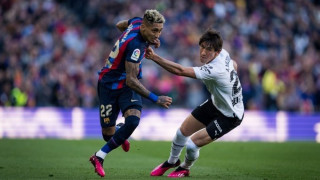 Μπαρτσελόνα: Αν και με 10 πήρε τη νίκη κόντρα στη Βαλένθια