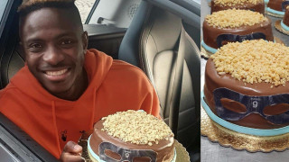 Θέλει να το πάρει με… θόρυβο