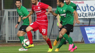 Δεν σκοράρει ούτε με αίτηση!