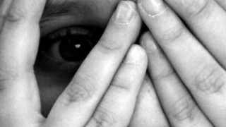 Θεσσαλονίκη: Στον ανακριτή ο δάσκαλος που αποπλάνησε 10 μαθήτριες δημοτικού 