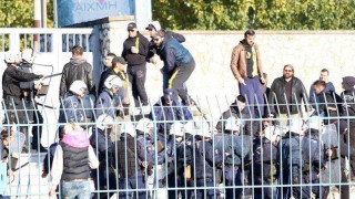 Επεισόδια και δακρυγόνα στη Χρυσούπολη! (pics)