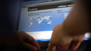 Facebook: Αυτά είναι τα 5 στοιχεία που δεν πρέπει να δημοσιεύουμε ποτέ!