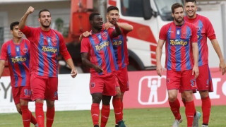 Προελαύνει με νίκη ο «Ιστορικός»