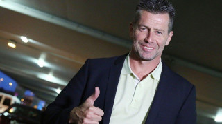 Η άφιξη του Μίκαελ Σκίμπε στο Ελ. Βενιζέλος! (video+pics)