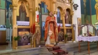 Eξομολογητικό κήρυγμα κληρικού: «Είμαστε πελάτες στις ιερόδουλες αλλά τις λιθοβολούμε»