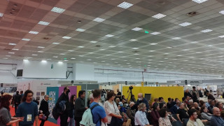 Άνοιξε τις πύλες η 19η διεθνής έκθεση βιβλίου Θεσσαλονίκης στη ΔΕΘ με πλήθος κόσμου (pics)