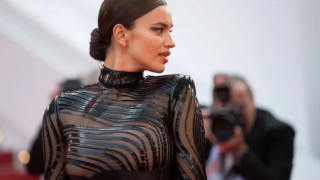 Το μαύρο δερμάτινο σύνολο της Irina Shayk που δίχασε το ίντερνετ