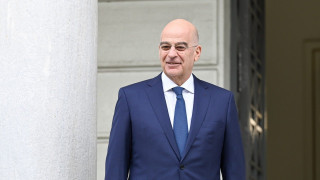 Δένδιας: «Οι Ένοπλες Δυνάμεις πάσχουν από υδροκεφαλισμό»