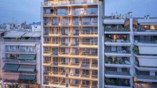 Υπουργείο Τουρισμού: «Λουκέτο» στο ξενοδοχείο Coco-Mat που κρύβει τη θέα προς την Ακρόπολη
