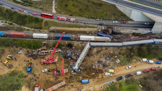 Τέμπη: «Το δυστύχημα αντιμετωπίστηκε σαν ένα κοινό τροχαίο»