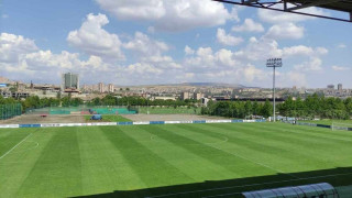 Από άλλη εποχή οι εγκαταστάσεις στο γήπεδο της Αραράτ (pics+vid)