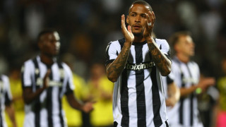 Εκόνγκ: «Δεν είμαι ο Ίνγκασον, πάμε για την πρόκριση στο Ισραήλ»