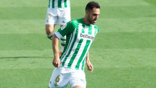 “Καίγεται” για στόπερ ο Άρης, στη λίστα ο Βίκτορ Ρουίθ