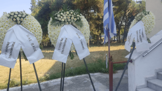 Σε βαρύ κλίμα το τελευταίο «αντίο» στη Βιβή Κηπουρού- Τα στεφάνια από ΠΑΟΚ και Ιβάν Σαββίδη