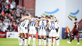 Άνοιξε παράθυρο πρόκρισης, εκεί. Θα κλείσει παντζούρια, εδώ;