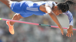 Πολωνία: Έκλεισε τη χρονιά με 5.70μ ο Καραλής – Ενοχλήσεις για Τριβυζά