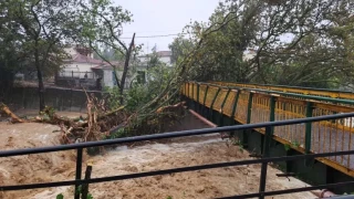Εκόνες βιβλικής καταστροφής σε Βόλο και Πήλιο