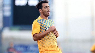 Γλυκοκοιτάζουν Σκούρτη οι «ακρίτες»