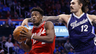 Χριστούγεννα με Μπάτλερ στην κορυφή (video)