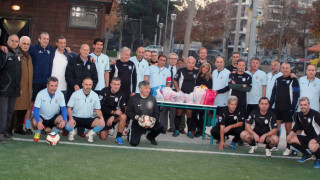 Για ιερό σκοπό