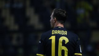 Πέφτουν επάνω  στον Νταρίντα