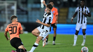 ΠΑΟΚ: Με μπαταρισμένο πόδι έφυγε από τους «Ζωσιμάδες» ο Κωνσταντέλιας (Pic)