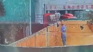 Κίνα: Εργαζόμενος σε ζυθοποιία «πιάστηκε» να... ουρεί σε δεξαμενή με μπίρα