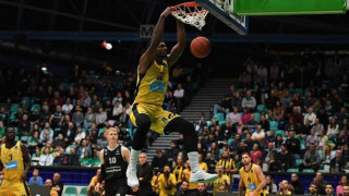 Η άμυνα τού δίνει νίκες