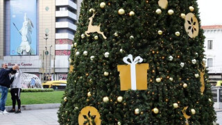 Χριστούγεννα: Οι τέσσερις Κυριακές που θα είναι ανοιχτά τα καταστήματα