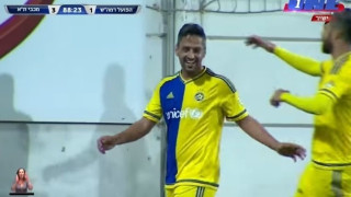 Και το «Χρυσό Βατόμουρο» πάει στον... Μπαράκ Ιτζάκι! (video)