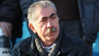 Με μαύρα περιβραχιόνια λόγω πένθους για Μάκη Ψωμιάδη! 