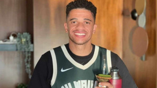 Φανατικός του... Αντετοκούνμπο ο Τάισον!