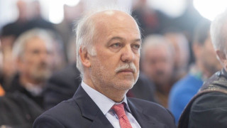 Τέμπη-Φλωρίδης: Πώς σχολίασε τη φράση «μπάζα» στη Βουλή-«Δεν έπεσε ούτε εκατοστό τσιμέντου»
