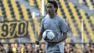 Χατζηνικολάου: «Ο Μάνου Γκαρθία είναι άκρως απαραίτητος - Πίσω από τον Μορόν, ο προπονητής δεν έχει τίποτα»