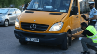 Νίκαια: Σχολικό συγκρούστηκε με φορτηγό - 6 μαθητές τραυματίες