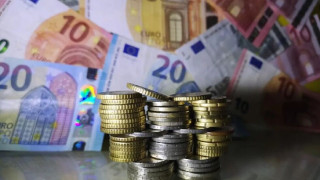 Ποιοι ελεύθεροι επαγγελματίες θα πληρώσουν λιγότερο φόρο το 2027