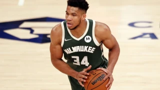 35άρα του Αντετοκούνμπο και τρίτη, σερί νίκη των Μπακς