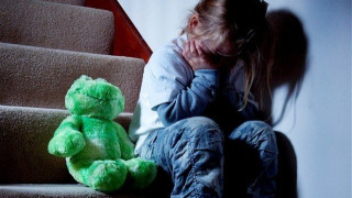 Στη φυλακή η 37χρονη που κατηγορείται για κακοποίηση των παιδιών της