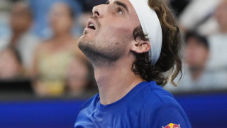 Ξημερώματα Παρασκευής ο Τσιτσιπάς στους «32» του Αυστραλιανού Open