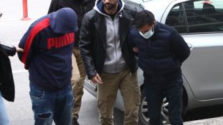 Γυναικοκτονία στην Θεσσαλονίκη: «Δεν θα ομολογήσω κάτι που δεν έχω κάνει, δεν είμαι εγώ στο βίντεο» φέρεται να είπε ο 39χρονος (vid)