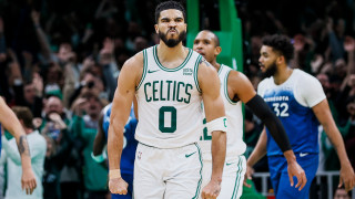 Με ήρωα τον Τέιτουμ οι Σέλτικς πήραν το ντέρμπι και έγραψαν ιστορία