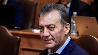 Η ανήκουστη αδικία και ο κίνδυνος αυτοκτονίας που θορύβησε τον Βρούτση