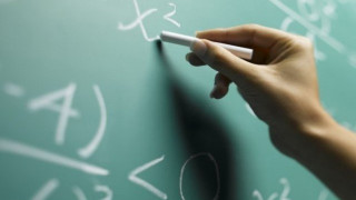 «Ξήλωμα» & πειθαρχικό σε εκπαιδευτικούς που κατηγορούνται για ασέλγεια