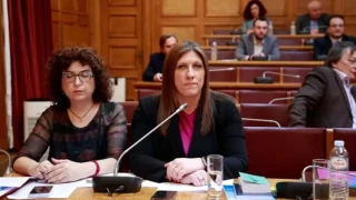 Εξεταστική για Τέμπη: «Ροντέο» με την είσοδο της Κωνσταντοπούλου